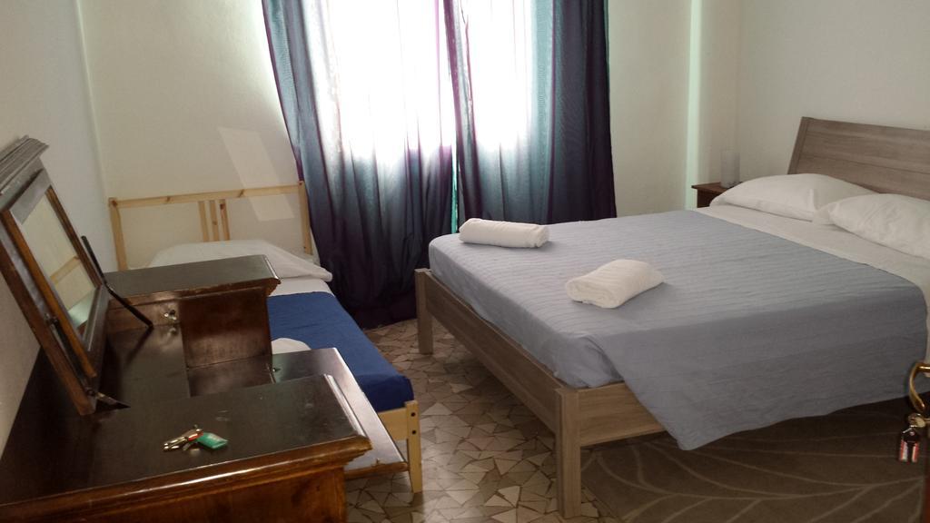 Der Bahnhof B&B Pisa Buitenkant foto